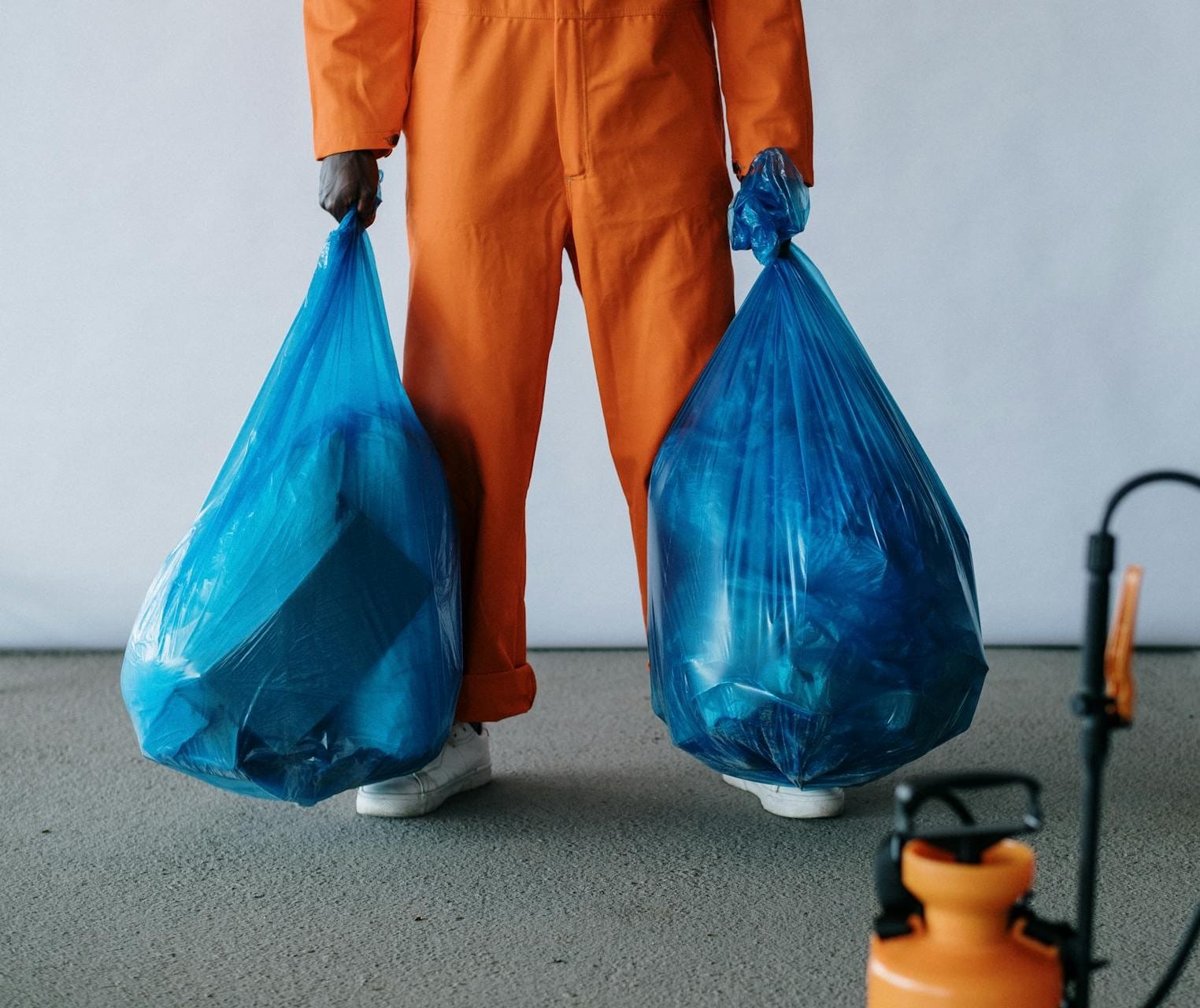 this image shows loom janitorial service