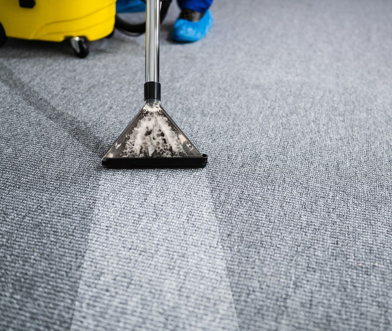 this image shows loom janitorial service